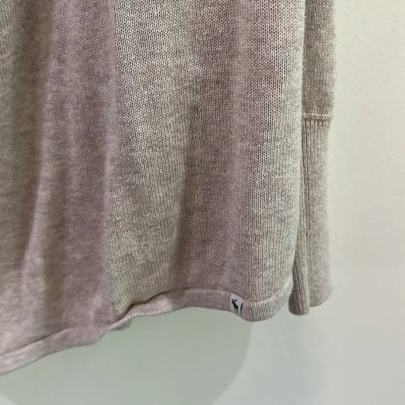 Abercrombie and Fitch Zip Up - Picture 5 of 8